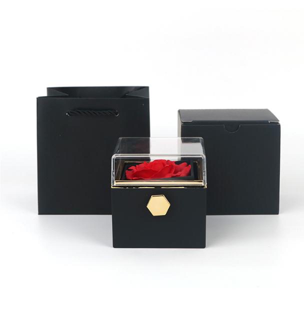 Caja giratoria con rosa de jabón